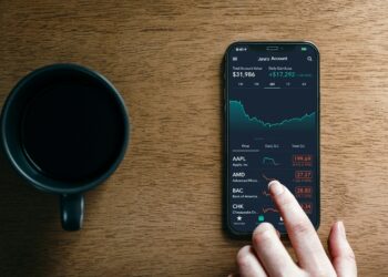 Beyond the Budgeting Apps: A New System for Financial Control in the UK