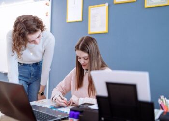 The Carpenter’s Laptop: Why Your First Cheap Laptop Is a Mistake and How to Choose the Right Tool for College