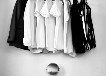 The Curator Method: How I Ended the Clothing Wars with My Teen and Transformed Their Closet into a Source of Confidence