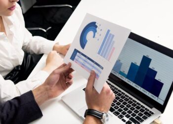 Beyond “Borrow Wisely”: A Financial Analyst’s Guide to Cultivating a Thriving Student Loan Ecosystem