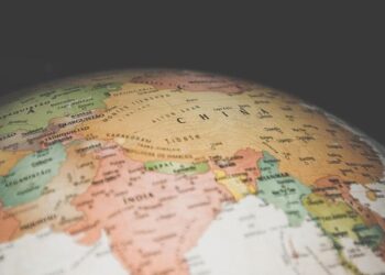 I Was Drowning in Debt and Lost in the “Consolidation” Maze. Here’s the Real Map I Created.