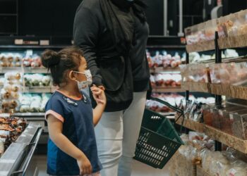 The Grocery Gauntlet: How One Family Slashed Their Food Bill by 40% and Reclaimed Their Finances